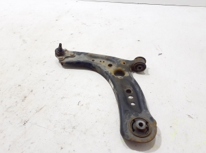 Volkswagen Golf VII (2012–2026) Querlenker vorne 5Q0407151J - 3