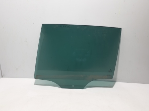   Rear side door glass  - 5G6845025A 