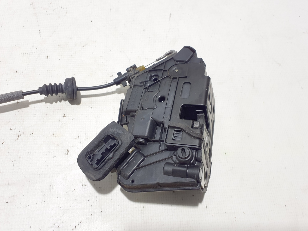 VOLKSWAGEN Golf 7 generation (2012-2024) Left Side Sliding Door Lock 5K4839015Q 24449120