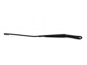  Windshield wiper blade 