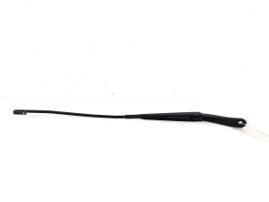  Windshield wiper blade 