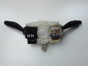 Subaru Impreza (2007–2012) Switch and its parts 83111FG140 - 2