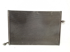 Mercedes Benz C-Class 205 (2014–2021) Jahutusradiaator A0995002003 - 2