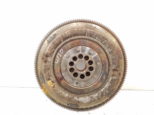   Clutch flywheel 