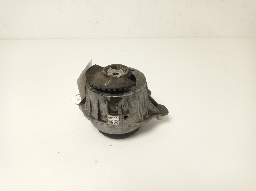 MERCEDES-BENZ C-Class W205/S205/C205 (2014-2023) Right Side Engine Mount A2052406817 25051412