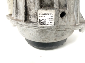 Mercedes Benz C-Class 205 (2014–2021) Mootoripadi A2052406817 - 3