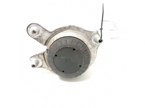 Mercedes Benz C-Class 205 (2014–2021) Mootoripadi A2052406817 - 4