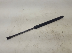 Volkswagen Golf VII (2012–2026) Trunk lid strut 5G6827550C - 2