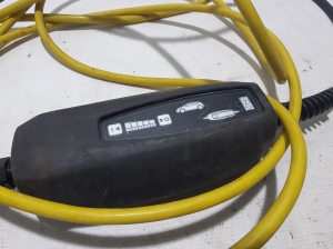  Battery charging cable 