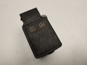 Mercedes Benz C-Class 203 (2000–2007) Front ride height sensor A0105427717 - 3