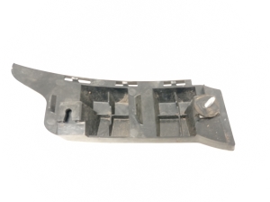  Rear bumper bracket 