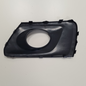  Front bumper fog lamp cover 