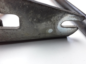Volkswagen Jetta (2010–2017) Pagasiruumi kaane hing 1K5827301 - 2