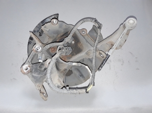 Ford Kuga (2012–2019) Rear wheel hub and its parts - 2
