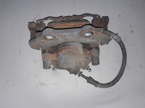 Ford Kuga (2012–2019) Front brake caliper - 2