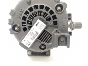 Mercedes Benz C-Class 205 (2014–2021) Generaator A0009063805 - 3