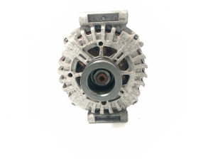 Mercedes Benz C-Class 205 (2014–2021) Generaator A0009063805 - 4