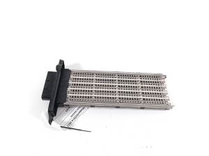   Interior shoulder heating element 