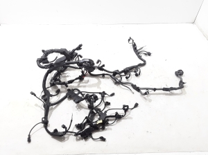 Engine wiring harness - 8212178