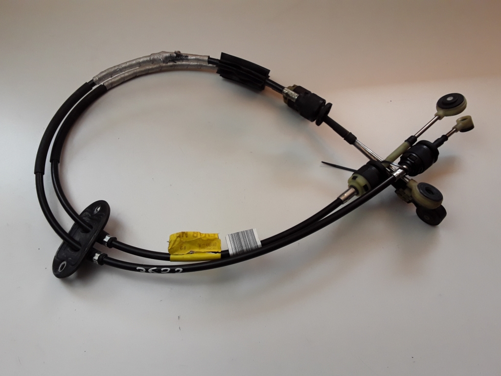 FORD Kuga 2 generation (2013-2020) Gear Shifting Mechanism Cables FV4R7E395NB 24675561
