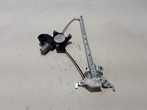 LEXUS NX H20 (2021–2026) Aizmugurējo durvju logu pacēlājs 6980478010 - 3