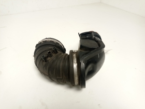  Air intake hose 