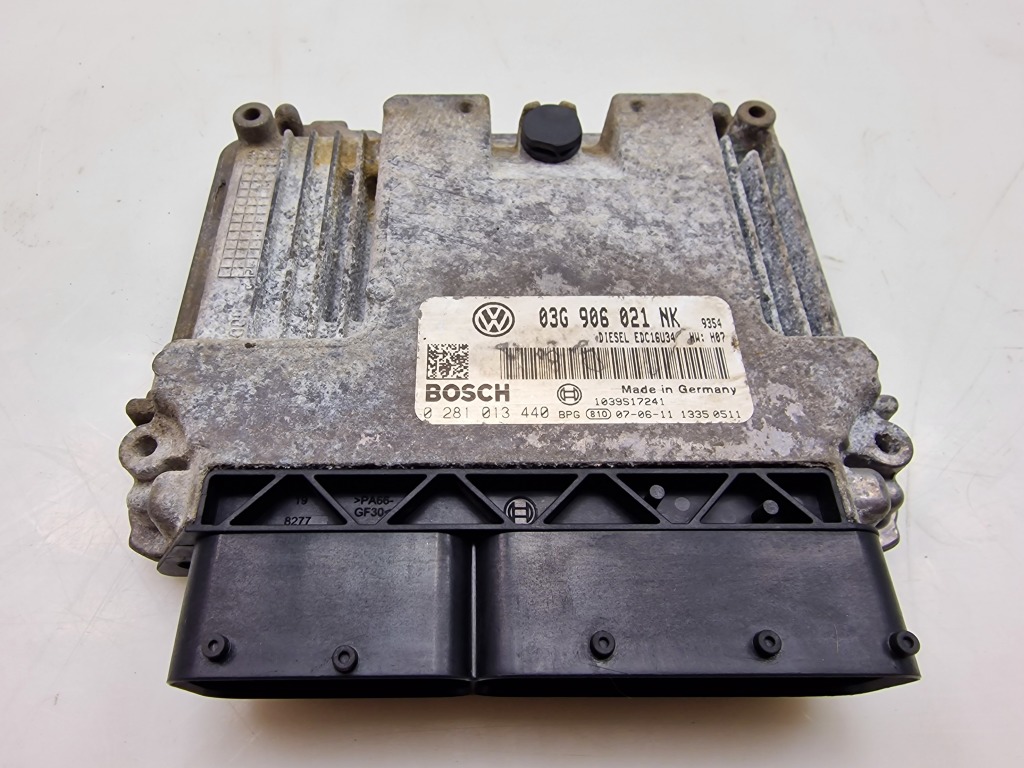 VOLKSWAGEN Passat B6 (2005-2010) Variklio kompiuteris 03G906021NK 24558394