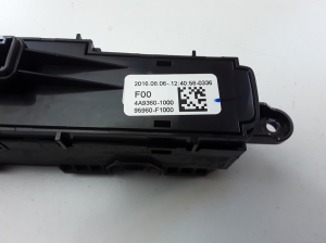 Kia Sportage (2016–2021) Hazard light switch 95960F1000 - 2