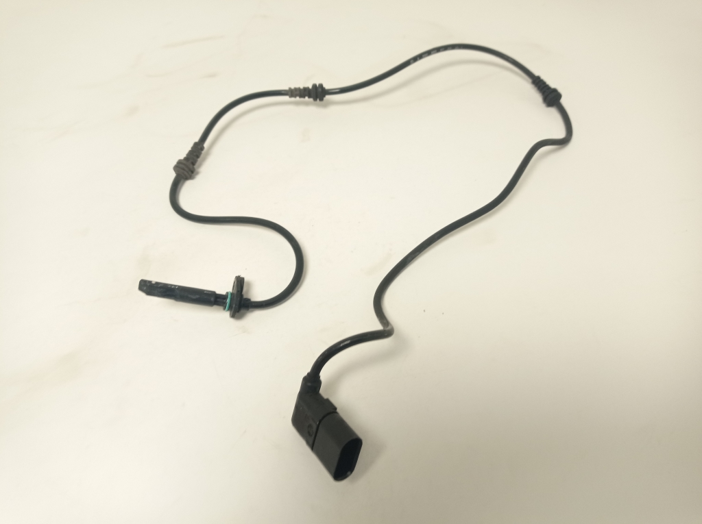 Mercedes Benz C-Class 205 (2014–2021) Front ABS sensor A2059058103 Mercedes Benz C-Class 205 (2014–2021) Front ABS sensor A2059058103