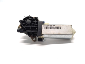Tesla Model S S (2012–2026) Stellmotor elektrische Sitzverstellung AG1273492034P - 2
