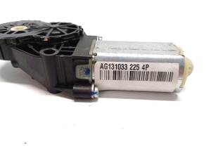 Tesla Model S S (2012–2026) Stellmotor elektrische Sitzverstellung AG1310332254P - 4