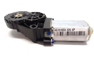 Tesla Model S S (2012–2026) Stellmotor elektrische Sitzverstellung AG1310332254P - 3