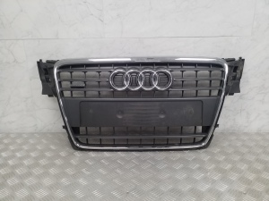  Front grille 