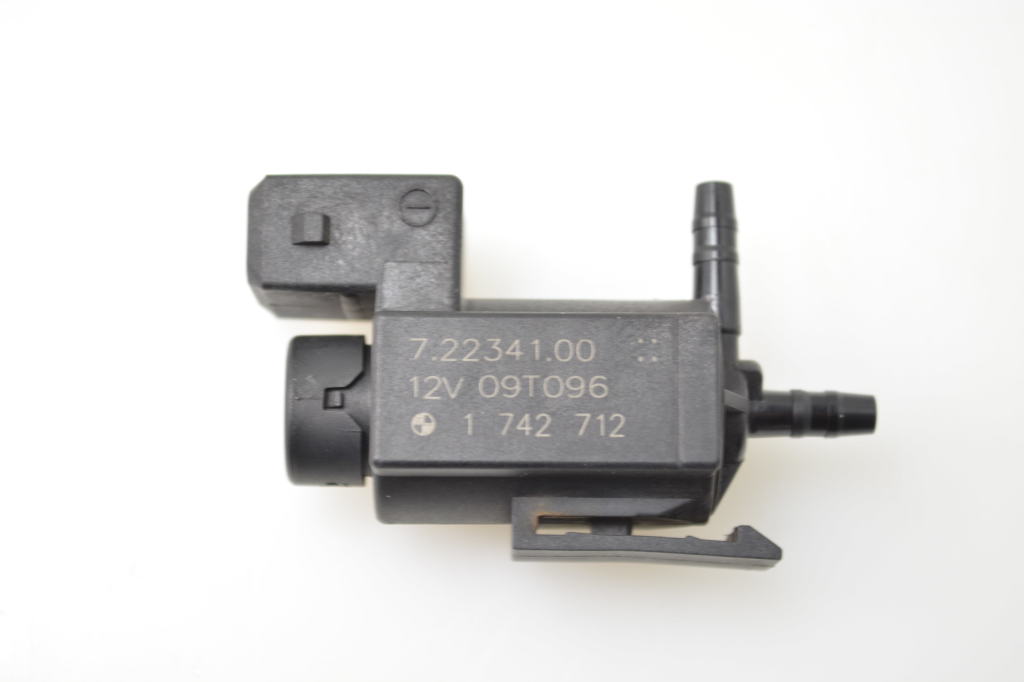 BMW 3 Series E90/E91/E92/E93 (2004-2013) Solenoidiventtiili 1742712 25059904