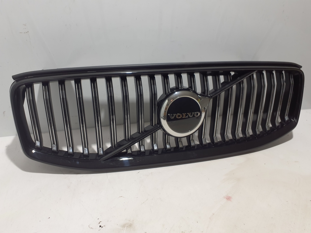 VOLVO XC60 2 generation (2017-2024) Front Upper Grill 32291019, 32386076 24817033