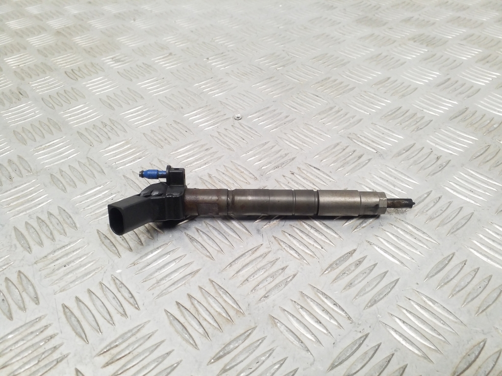 KIA Sorento 2 generation (2009-2021) Injecteur de carburant 338002F000 25029355