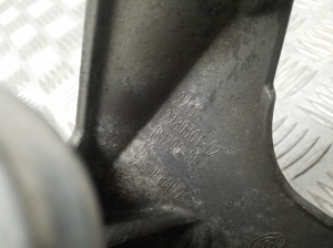 BMW 2 SERIES F87 (2015–2026) Motora kronšteins 2289304 - 3