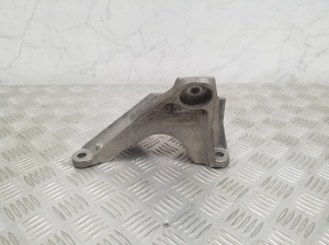 BMW 2 SERIES F87 (2015–2026) Motora kronšteins 2289304 - 4