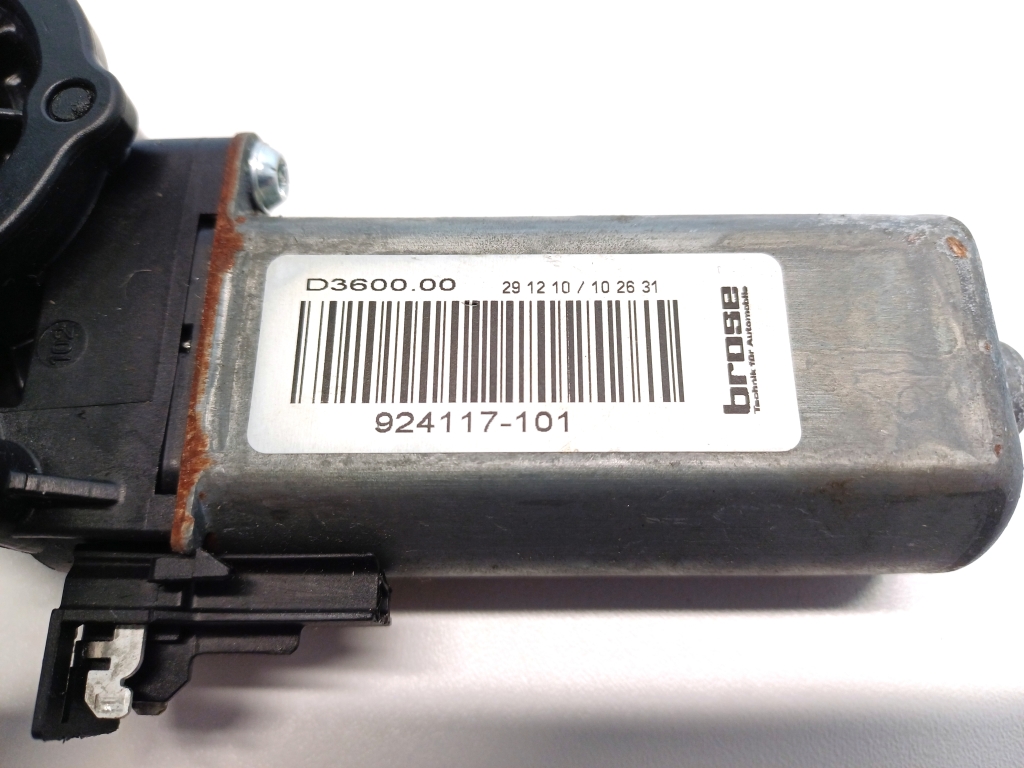 AUDI A7 C7/4G (2010-2020) Front Right Seat Control  Motor 924117 24831639