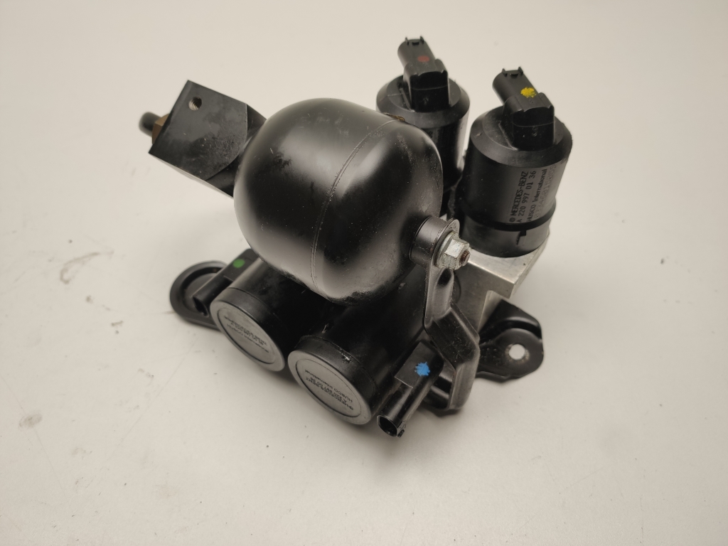 MERCEDES-BENZ S-Class W220 (1998-2005) Air Suspension Control Unit A2203200358 24597471