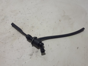   Clutch master cylinder  - 306106218R 