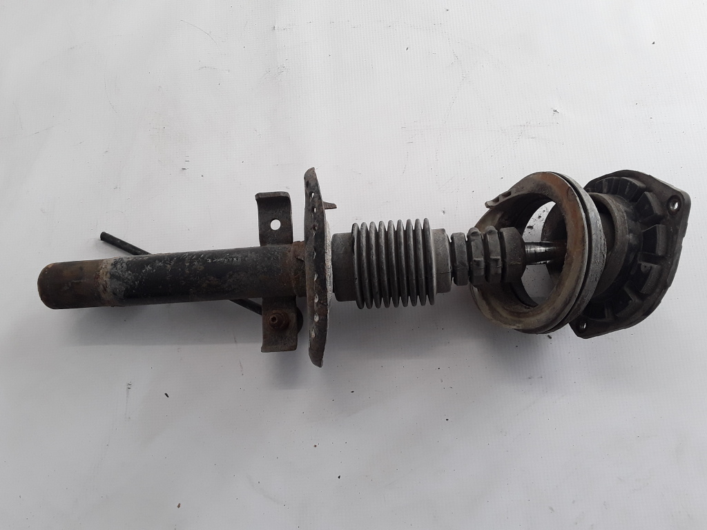 RENAULT Megane 2 generation (2002-2012) Front Left Shock Absorber 8200663651 21080337