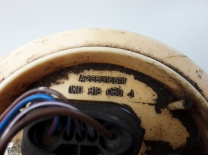 Volkswagen Golf VI (2008–2013) Kütusepump paagis 1K0919050J - 2