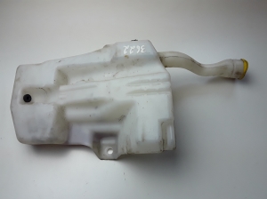 Front washer fluid reservoir - CV4417B613AD