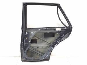  Rear side doors 