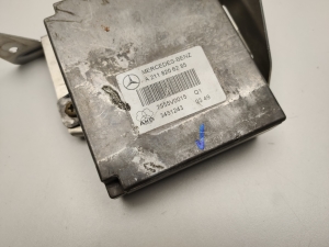Mercedes Benz CL-Class 215 (1999–2006) GPS control unit A2118206285 - 2