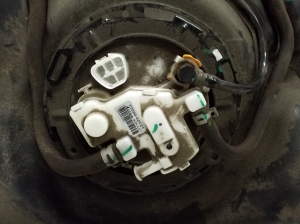 TOYOTA Corolla (2018–2026) Kütusepaak 77001F4100 - 3