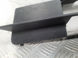 BMW 5 SERIES E60 (2003–2010) Priekšējā bampera apakšējā reste 7049243 - 2