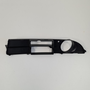 Volkswagen Passat B5 (1997–2005) Priekšējā bampera apakšējā reste 51117049244 - 5