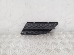 Front bumper lower grille - 7138417